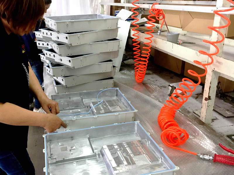 Hot Chamber Die Casting