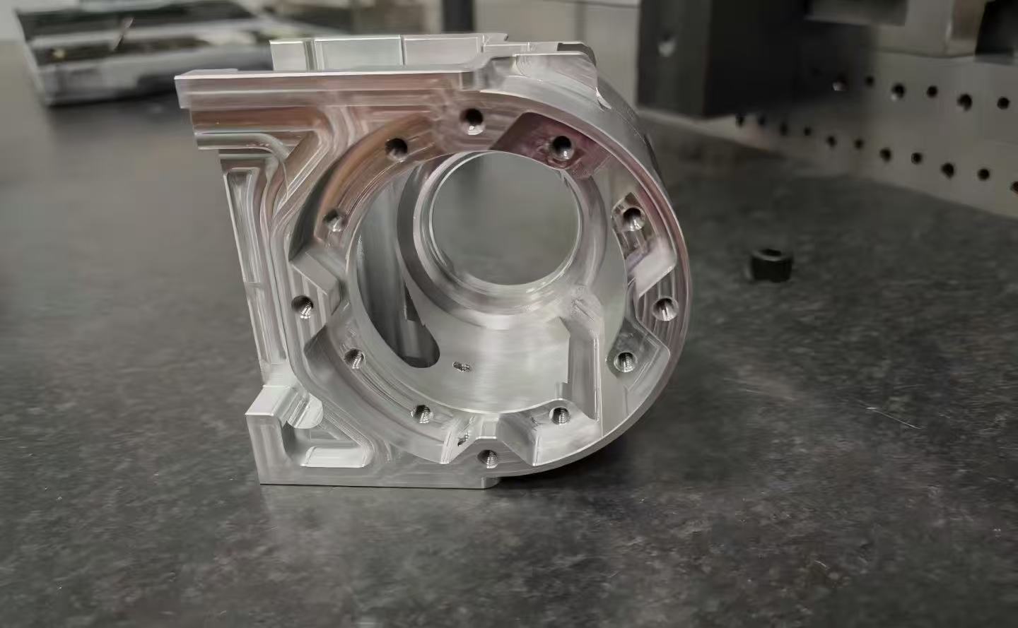 China 4-Axis & 5-Axis CNC Machining China 4-Axis & 5-Axis CNC Machining