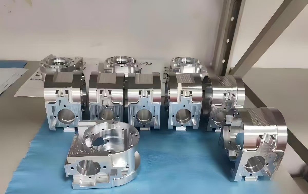 China 4-Axis & 5-Axis CNC Machining China 4-Axis & 5-Axis CNC Machining
